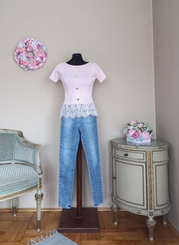 Candy felső csipkével