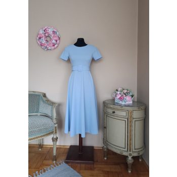 Mandy ruha világoskék