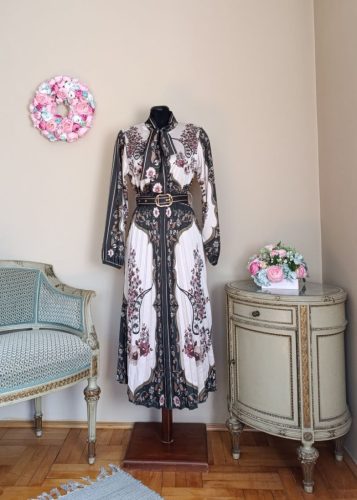 Susan selyem hatású ruha 