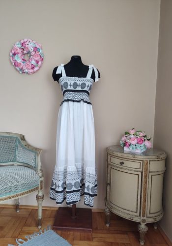 Motif ruha