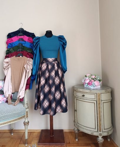 Lisa felső több színben