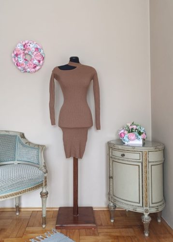 Cut pulcsiruha barna