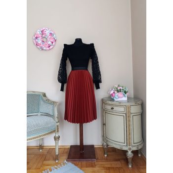 Sandra pulcsi fekete