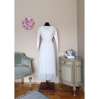 Mia tüllös szett (pulcsi+ruha)