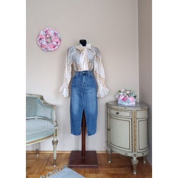 Nina pöttyös blúz