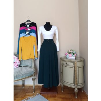 V nyakú basic felső