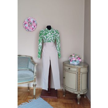 Magas derekú gombos nadrág