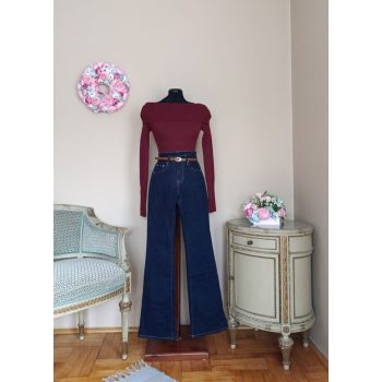 Nicole pulcsi burgundi (vállra húzható)