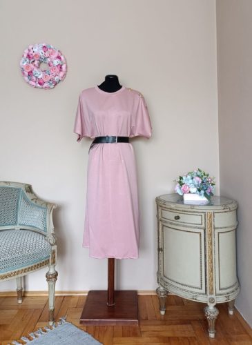 Lotte ruha övvel rózsaszín