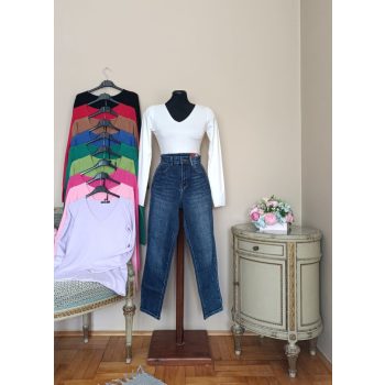 Extra puha V nyakú pulcsi