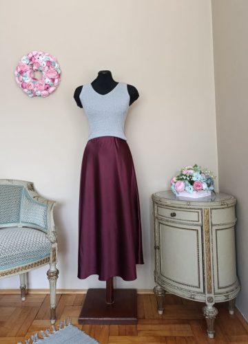 Satin szoknya burgundi