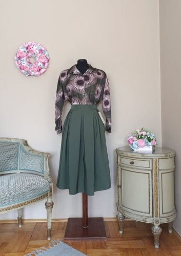 New season satin blúz