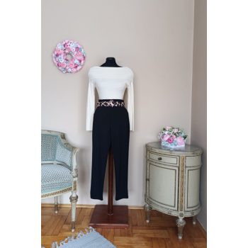 Elegáns nadrág övvel