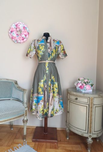 Citromos midi ruha övvel