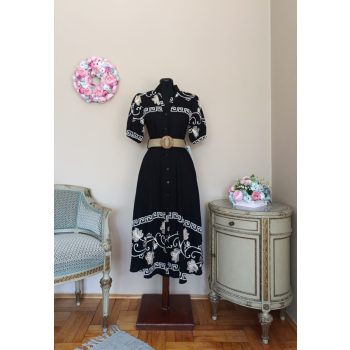 Hímzett midi ruha övvel