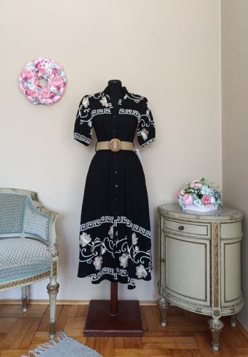 Hímzett midi ruha övvel