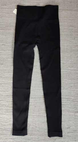 Bordázott leggings fekete