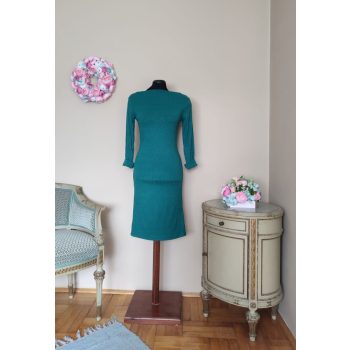 Pulcsiruhák/kötött ruhák